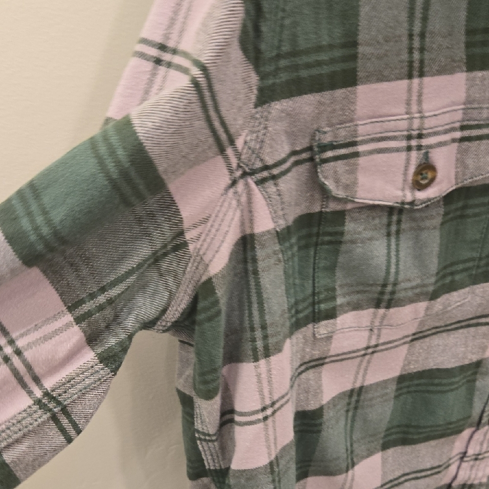 Carhartt Green and White Plaid Shirt - Picture 5 of 9